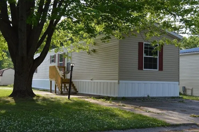 Lakeside Estates RV & Mobile Picture 6