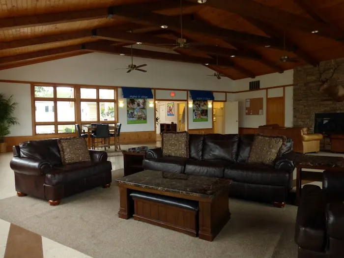 Skyline Village Manufactured Home Community Picture 6