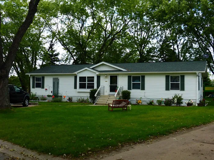 Skyline Village Manufactured Home Community Picture 10