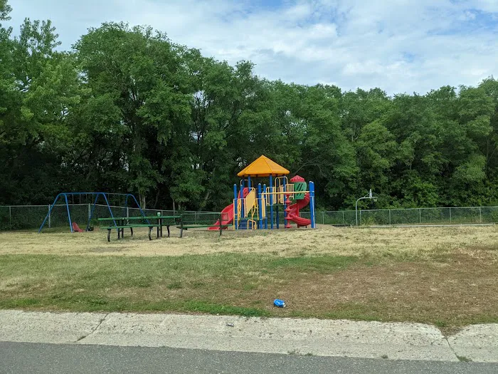 Rosemount Woods Picture 7