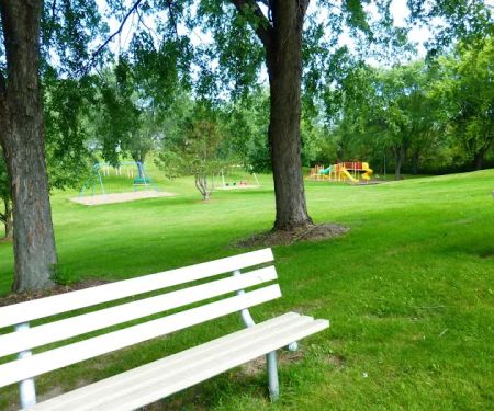 Emerald Hills Village Manufactured Home Community