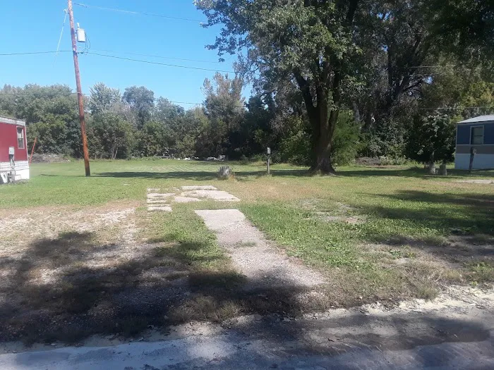 Albert Lea Estates Picture 2