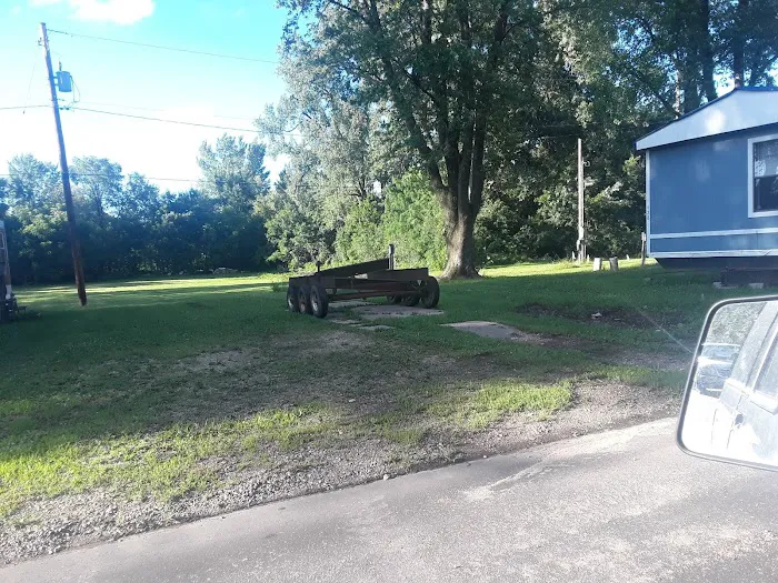 Albert Lea Estates Picture 7