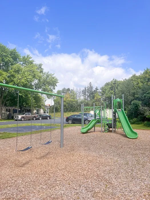 Connelly's Mobile Home Park Picture 2