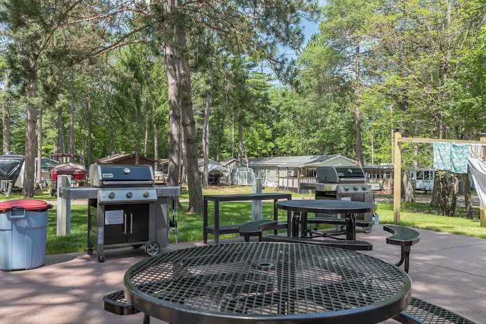 Lakefront RV Park Picture 8
