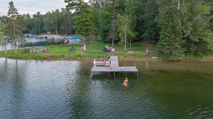 Lakefront RV Park Picture 2
