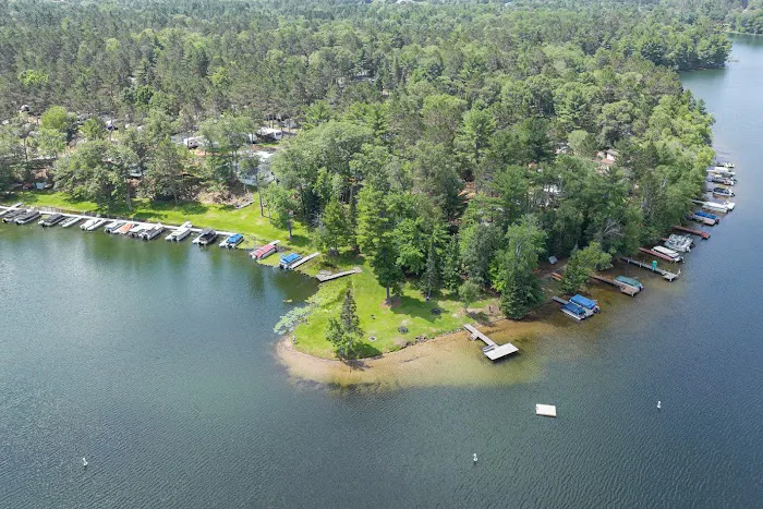 Lakefront RV Park Picture 3
