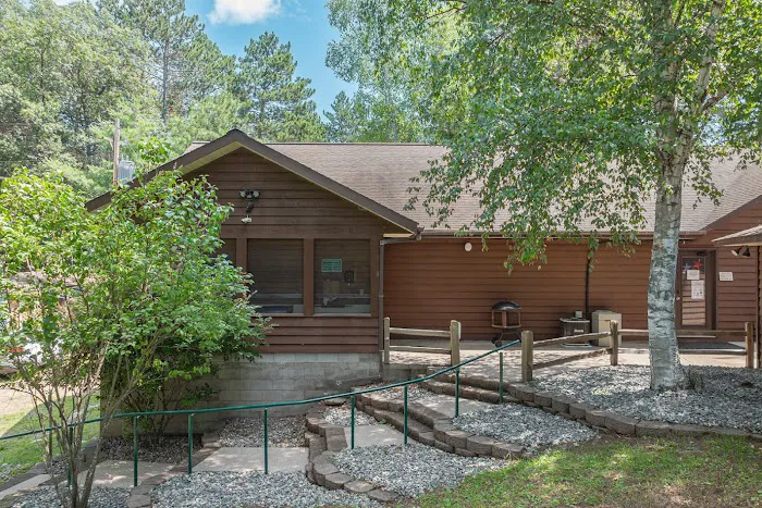 Lakefront RV Park Picture 5