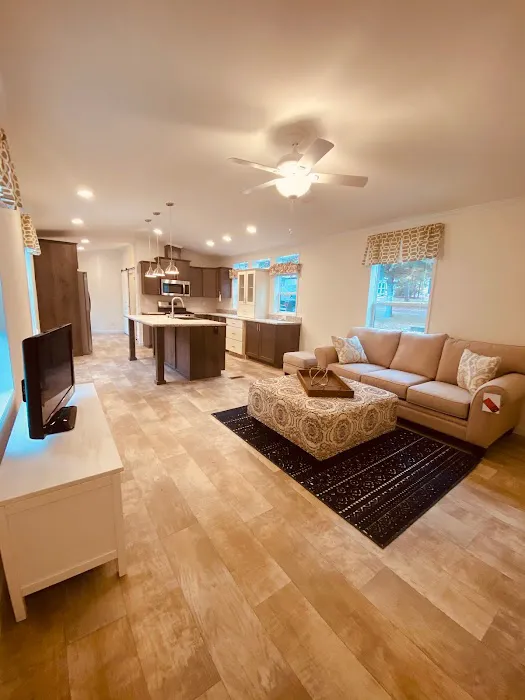 Hillcrest Estates Picture 6