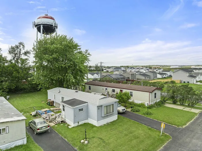 Holiday Terrace Mobile Home Community Picture 2