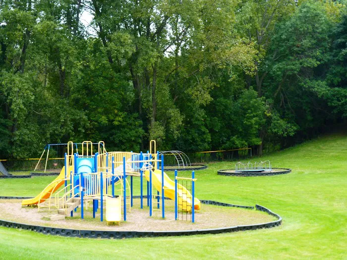 Beaver Lake Estates Manufactured Home Community Picture 10