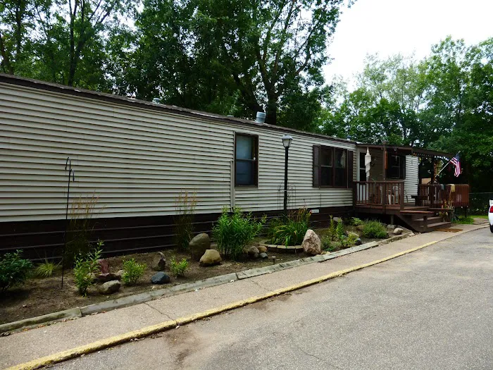 Twenty-Nine Pines Manufactured Home Community Picture 3