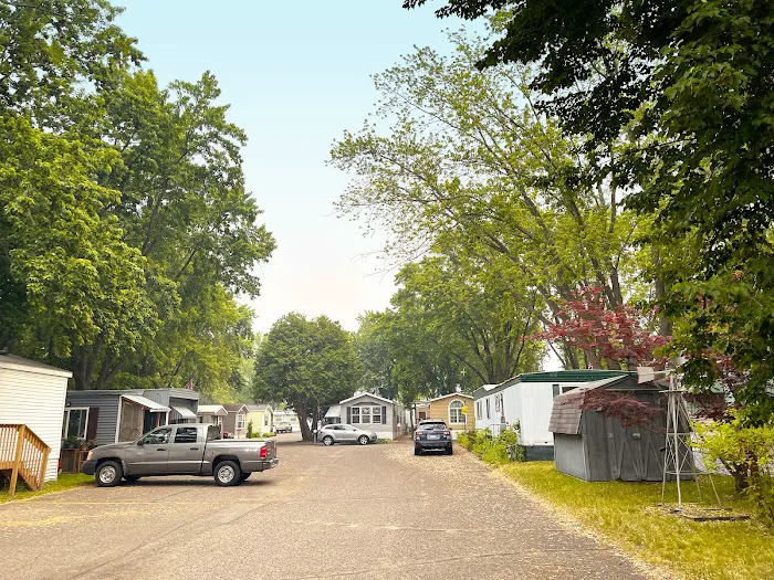 Thirty-Twenty Estates Picture 3