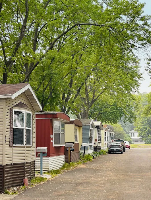 Thirty-Twenty Estates Picture 2