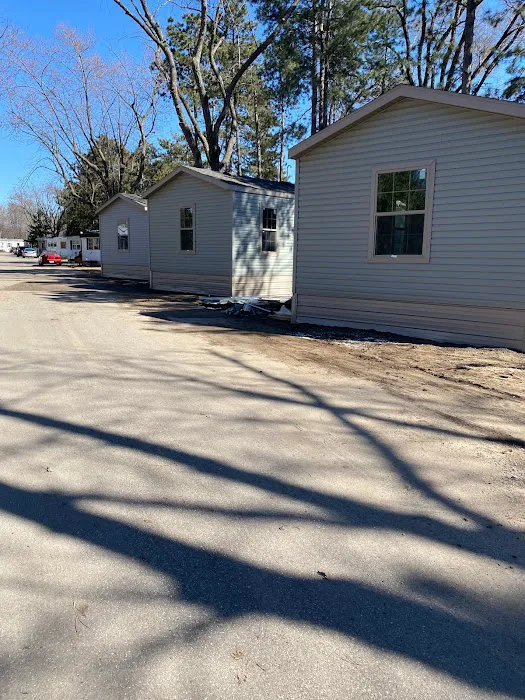 Woodlawn Terrace Cooperative Picture 4