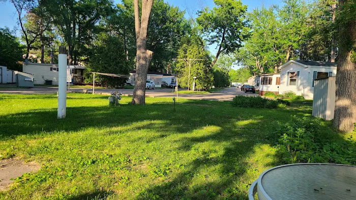 Woodlawn Terrace Cooperative Picture 5