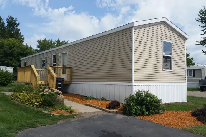 Southhaven Manufactured Home Community Picture 8