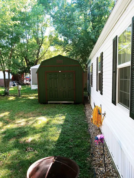 Eastwood Manor Mobile Home Park Picture 1