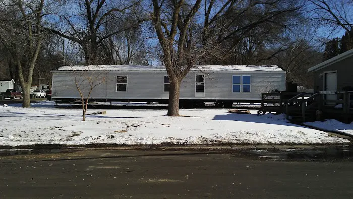 Lime Valley Mobile Home Park Picture 3