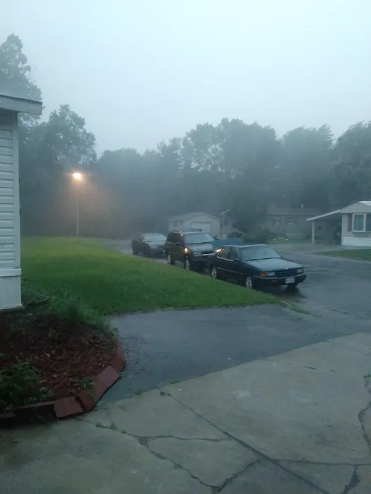 River View Manor Manufactured Home Community Picture 3