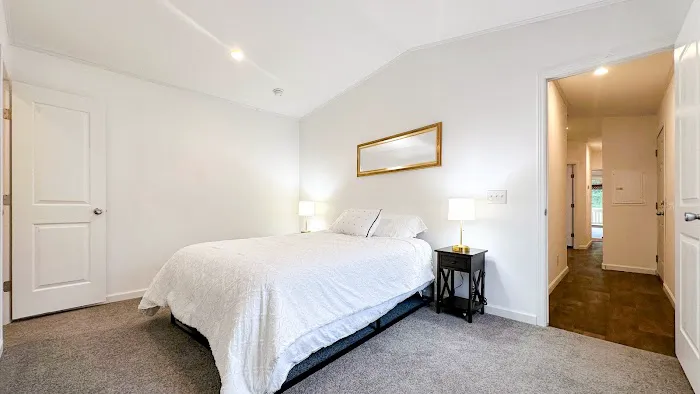 Urban Grove Park Picture 1