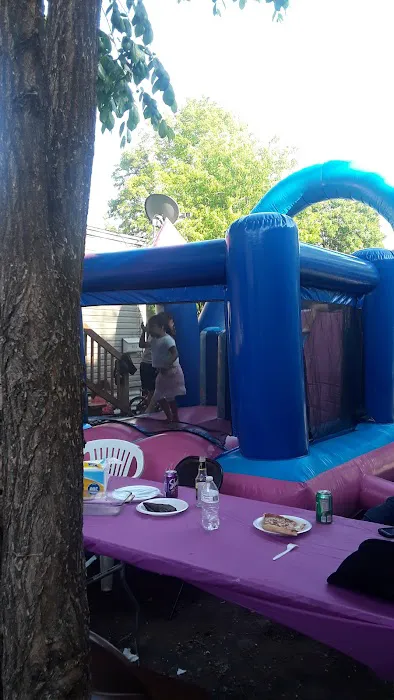 Hilltop Manufactured Home Community Picture 8