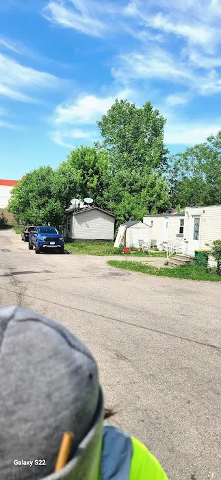 Hilltop Manufactured Home Community Picture 6