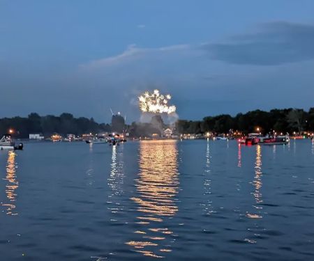 Hillcrest Park & Marina