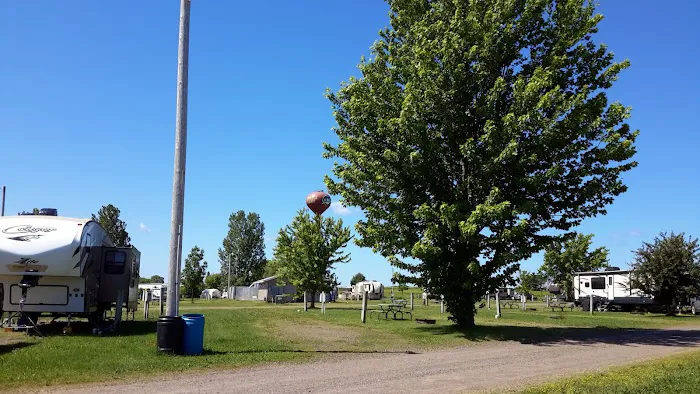 Turtle Lake RV Park Picture 1