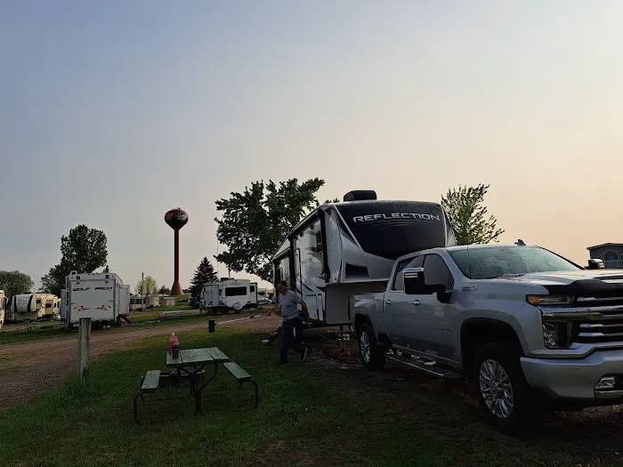 Turtle Lake RV Park Picture 4