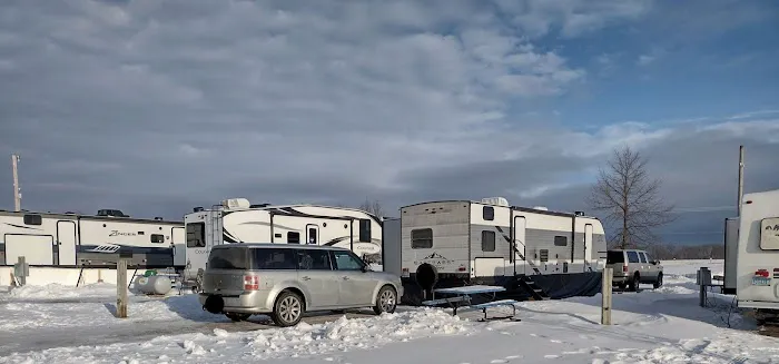Turtle Lake RV Park Picture 10