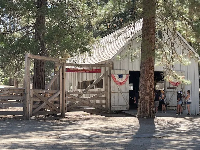 Pioneer Yosemite Campground Reservation Picture 1