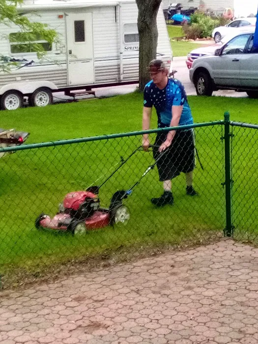 Belle Plaine Manufactured Home Community Picture 6