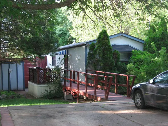 Belle Plaine Manufactured Home Community Picture 2