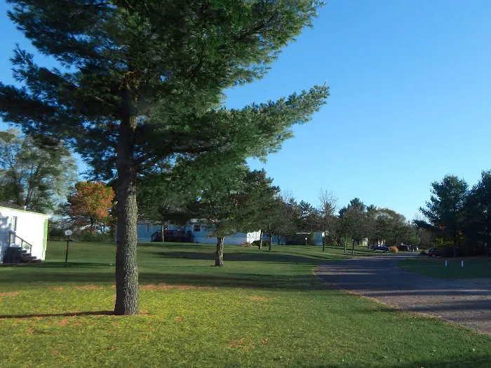 Cedar Falls Acres Picture 4
