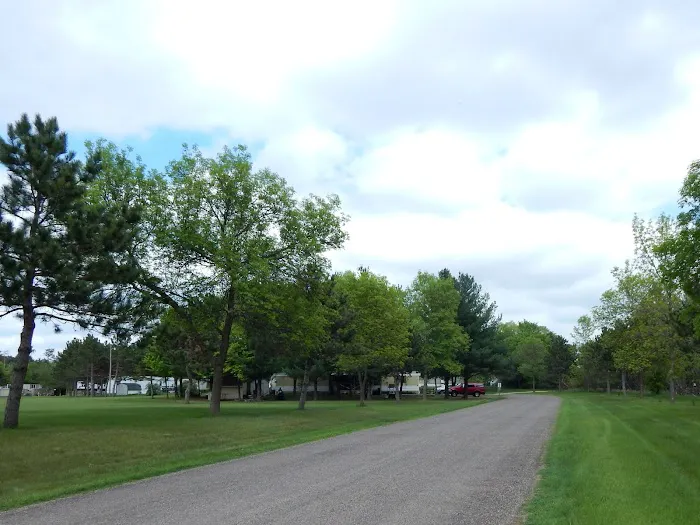 Cedar Falls Acres Picture 3