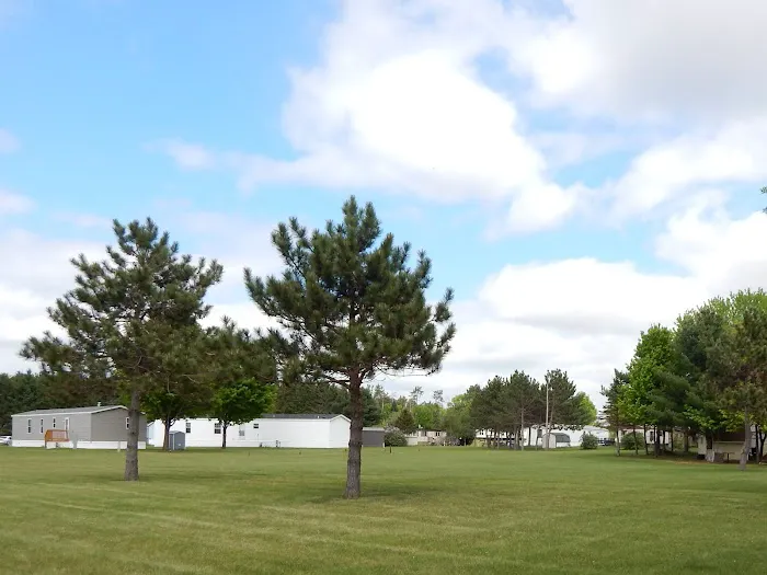 Cedar Falls Acres Picture 5