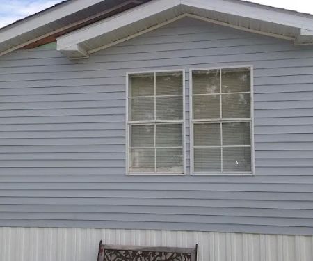 Canoe Villa Mobile Home Court