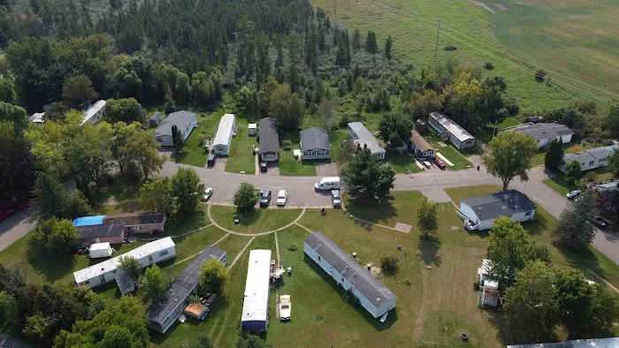 Braham Mobile Home Community Picture 1