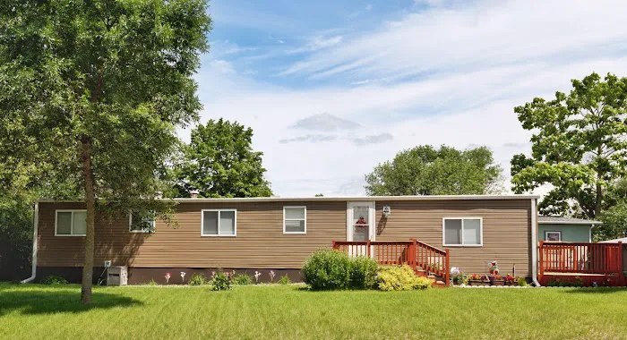 Riverbend Manufactured Home Park Picture 9