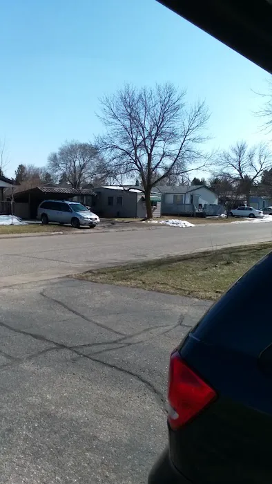 Riverbend Manufactured Home Park Picture 8