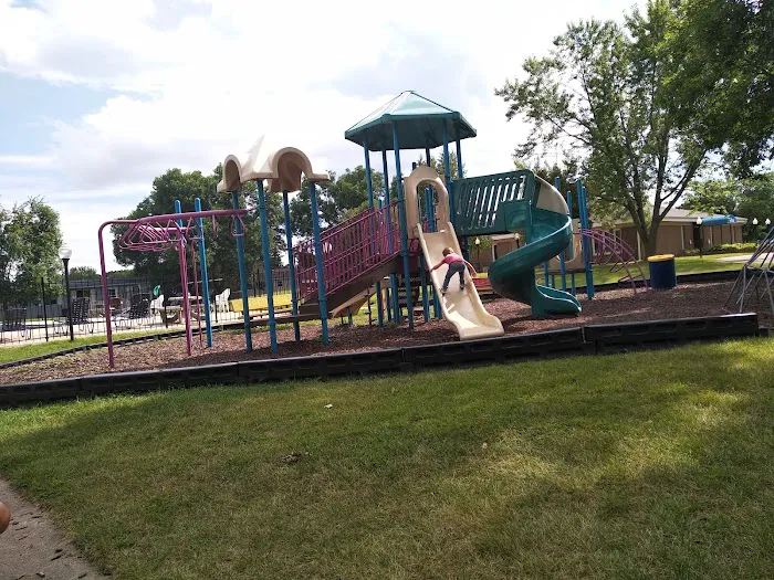 Rockford Riverview Estates Picture 3