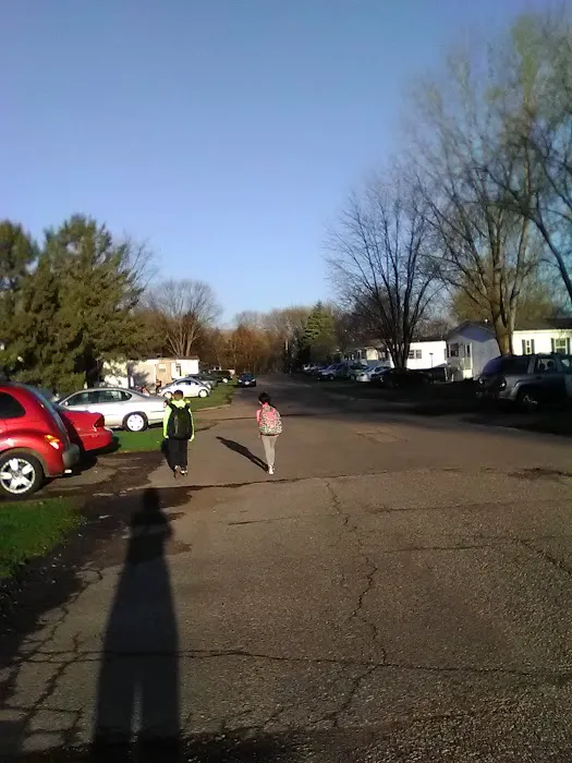 Buffalo Manor Mobile Home Park Picture 7