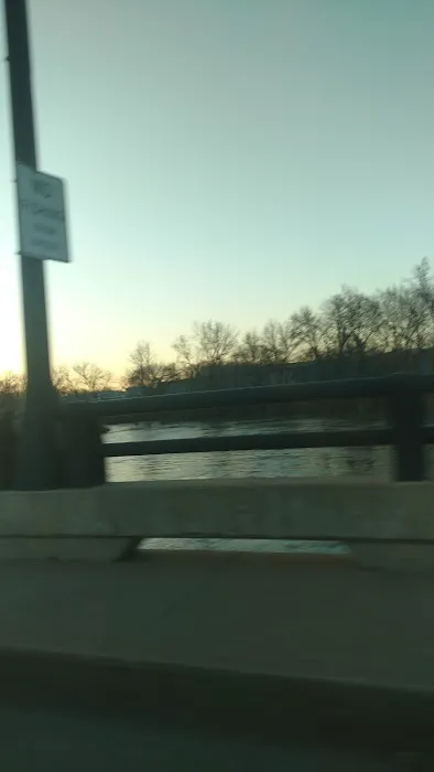 Pleasant Terrace Picture 7