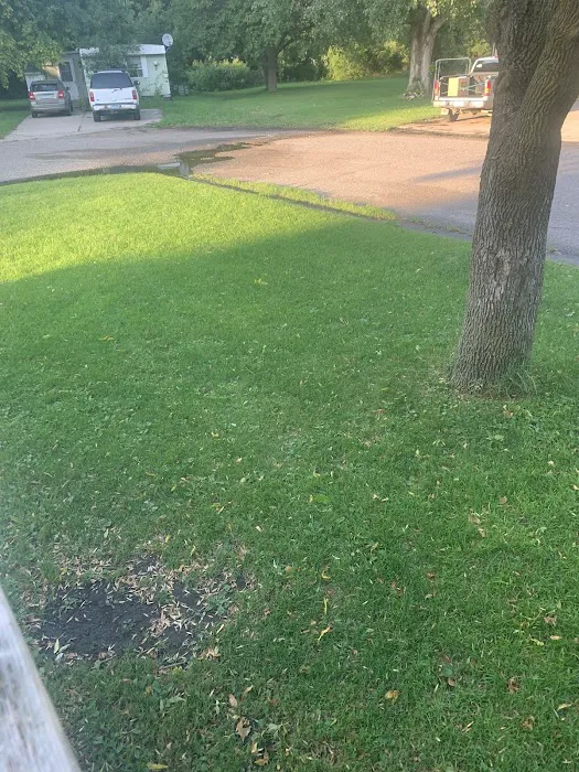 Pleasant Terrace Picture 6