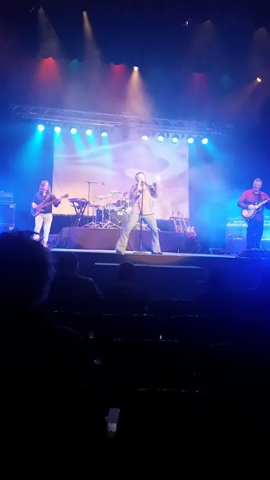 Traulich Estates Picture 7