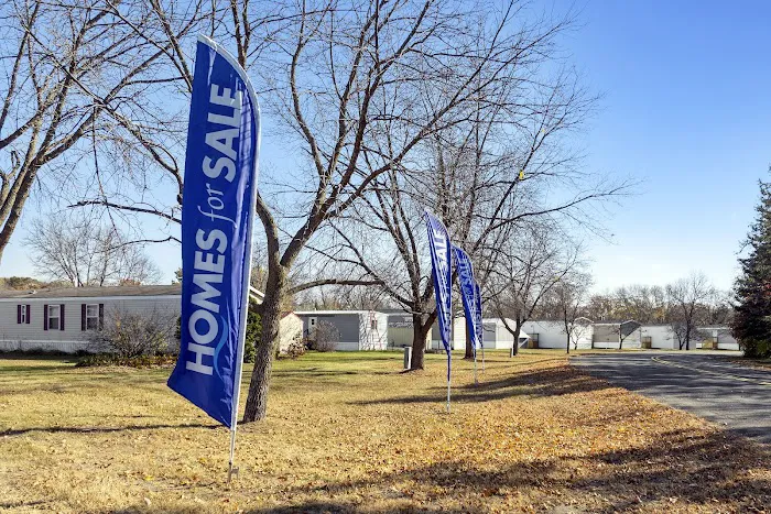 Lakeshore Terrace Manufactured Home Community Picture 6