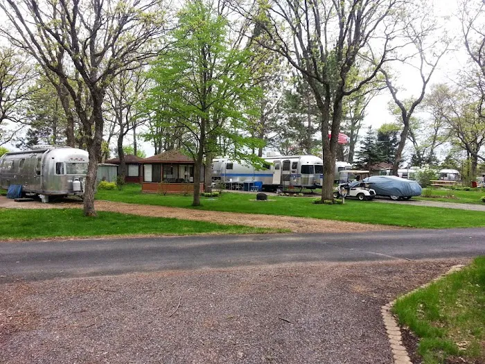 Minnesota Airstream Park Picture 2