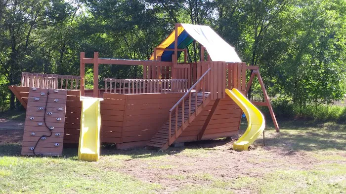 Clearwater RV Park Picture 10