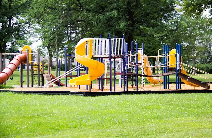 Glen Knoll Properties Picture 3